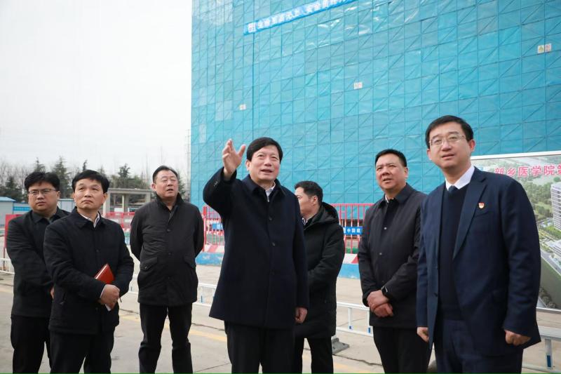 新乡市市委书记李卫东莅区调研